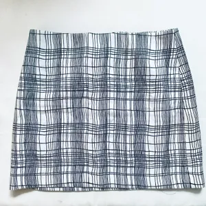 Loft White & Black Stripe Mini Skirt thumbnail 2