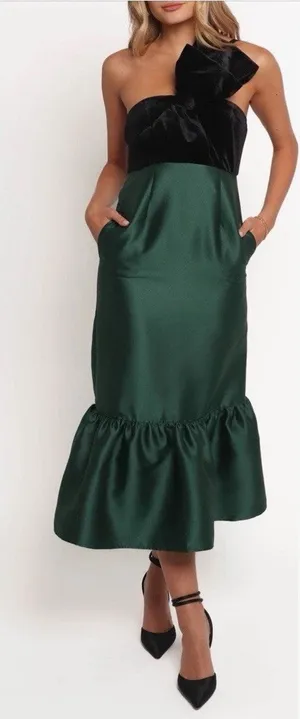 Petal & Pup Amelia One-Shoulder Velvet & Satin Midi Dress Emerald Black Sz L NEW thumbnail 1