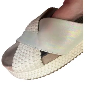 Toms Paloma neutral slides thumbnail 7