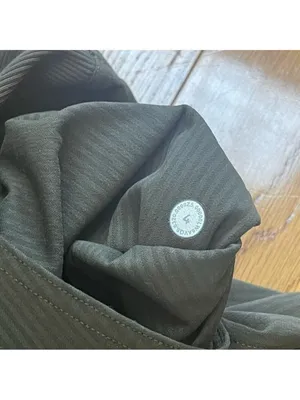 Lululemon Dance Studio Mid-Rise Khaki Green Athletic Pants Joggers Crop 25" Sz 4 thumbnail 8