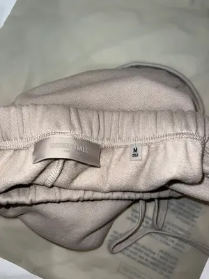 Fear of god Essentials Women Smoke Shorts thumbnail 8