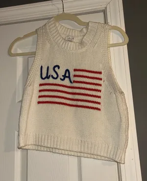 Le Lis Top Sweater Tank thumbnail 1