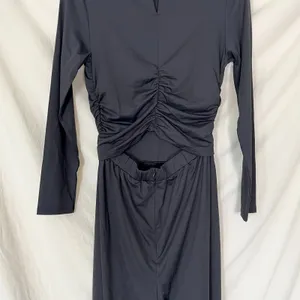 NWT Black V Neck Long Sleeve Ruched Jumpsuit with Pockets-Easy Peezy Edition M thumbnail 4