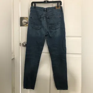 American Eagle Hi-Rise Girlfriend Jeans Blue Denim US 6 Long thumbnail 3