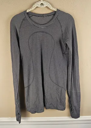 Lululemon Womens Black White Striped Long Sleeve Swiftly Tech Tee Tshirt Top 6 thumbnail 1