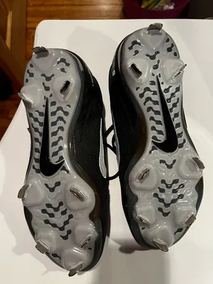 Nike Softball Cleats thumbnail 3
