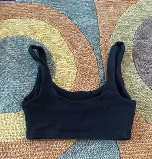 Babaton Aritzia The Group Tiny Short Crop Tank Top / Bralette Size 2XS thumbnail 3