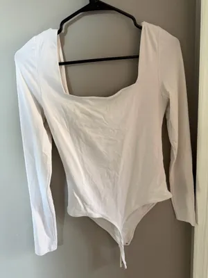Aritzia Long Sleeve Bodysuit Babaton Square Neck thumbnail 3