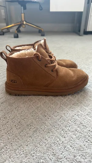 UGG boots thumbnail 2