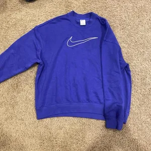 Nike Women’s Crewneck thumbnail 1