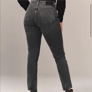 Abercrombie & Fitch Curve Love The Skinny High Rise Jean washed black Size 26/2R thumbnail 3