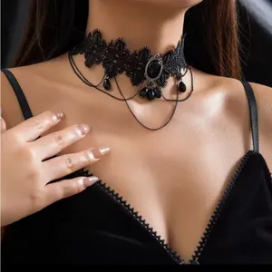 Elegant Black Lace Choker Necklace thumbnail 3