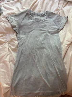 Lululemon Swiftly Tech Short Sleeve thumbnail 1