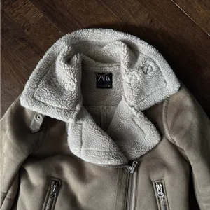 Zara faux suede tan borg Sherpa lined jacket coat size small thumbnail 4