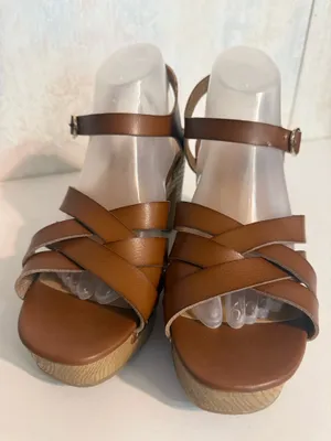 Old Navy Strappy Faux Leather Block Heels Sandals, Sz 10 thumbnail 1