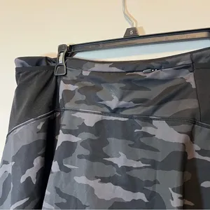 Athleta‎ Match Point Printed Skort Camo Black Gray Large thumbnail 7