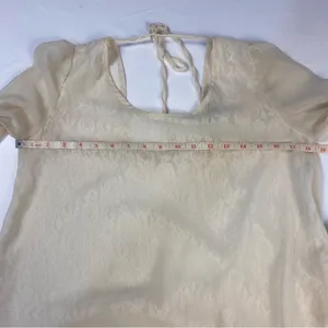 Altar'd State Cream Ivory Sheer Floral Lace Top Scoop Neck Size Medium‎ V Back thumbnail 7