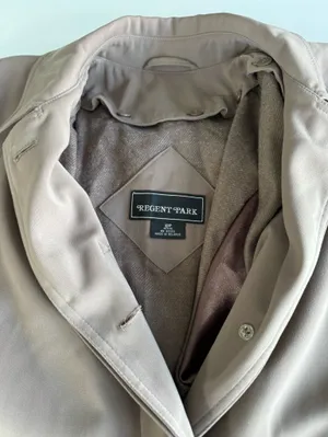 Vintage Regent Park Khaki Belted Trench Coat with Warm Lining Size 10P thumbnail 5
