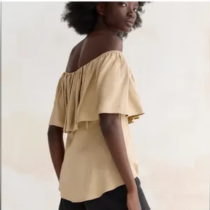 Zara Off the Shoulder Top thumbnail 4