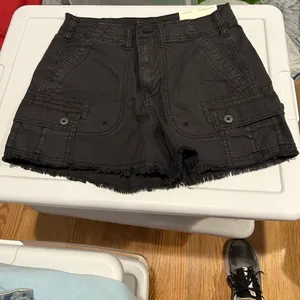 '90s Boyfriend Cargo Short thumbnail 4