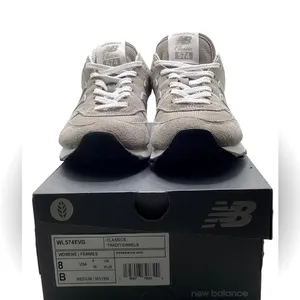 New Balance Classic 574 suede sneakers. Women’s size 8. Gray thumbnail 12
