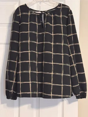 Maurice’s Black Ecru Leighton Windowpane Long Sleeve Keyhole Neck Blouse Medium thumbnail 2