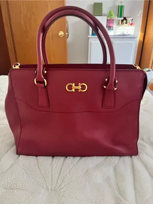 Salvatore Ferragamo Burgundy Leather Tote with Gold Hardware thumbnail 8