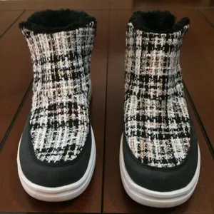 Hey Dude Mel Boucle Black boot womens size 9 thumbnail 2