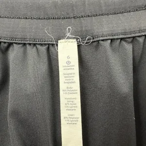Lululemon Tracker Shorts V‎ Low Rise 4" Black White Floral Athletic Women's 6 thumbnail 6