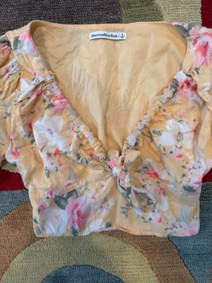 Abercrombie & Fitch Yellow Floral Tie Front Puff Sleeve Crop Top Size Small thumbnail 2