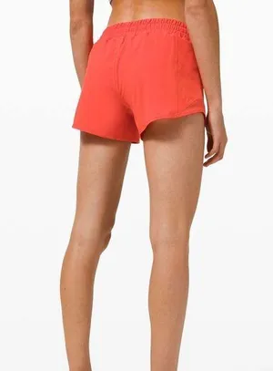 Lululemon hotty hot shorts 2.5 in LR in carnation red thumbnail 1