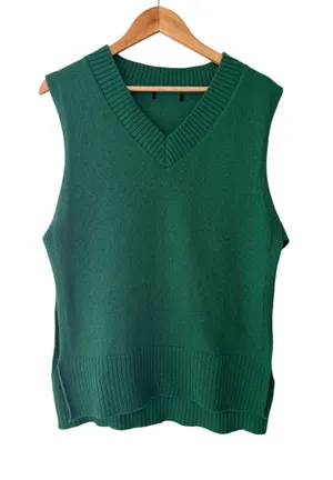 Green Knit Sweater Vest Medium Oversized V Neck Sleeveless Preppy Layering thumbnail 1