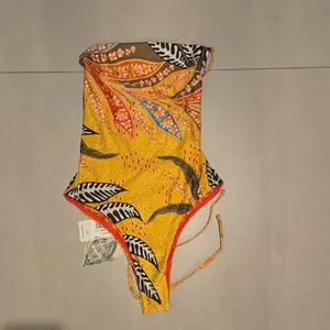 NWT! Agua Bendita Kali Lula Yellow Reversible One Piece Swimsuit thumbnail 5