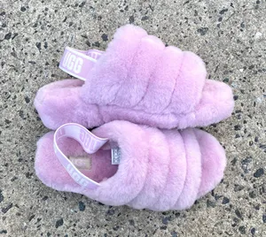 UGG Fluff Yeah Slides thumbnail 1