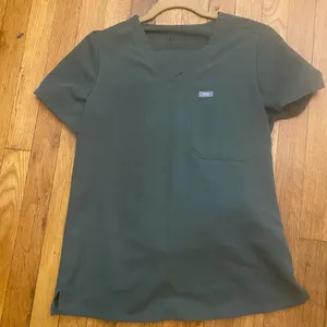 Green figs top Size XS thumbnail 1
