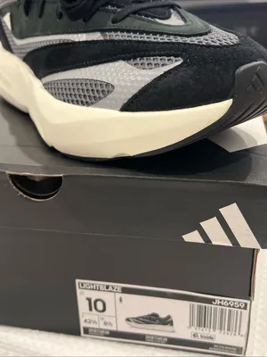 NEW adidas Lightblaze Running Inspired Shoe Women’s size 10 Black Silver Gray thumbnail 10