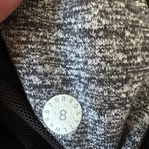 1066. Lululemon define sz 8 Gray thumbnail 5