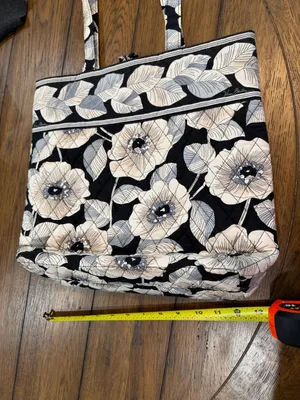 Vera Bradley Black & Cream Floral Quilted Tote​ thumbnail 4