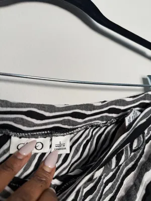 Black and White Abstract Patterned Long Maxi Skirt thumbnail 3