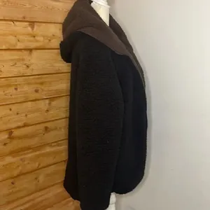 Urban Outfitters oversize teddy bear coat. Size XS. thumbnail 2