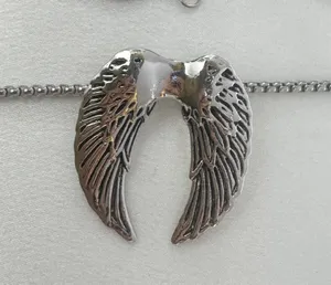 Angel Wings Pendant Necklace for Men Women Streetwear Punk Hip Hop Unisex Style thumbnail 3