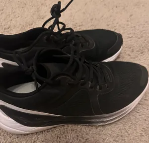 Lululemon Shoes thumbnail 1