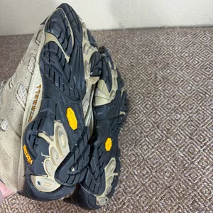 Merrell Womens Moab Ventilator Taupe Continuum Vibram Hiking Trail Shoes Sz 8.5 thumbnail 7