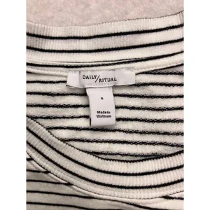 Daily‎ Ritual Sweatshirt Women S White Black Striped UPF 50+ Moisture Wicking thumbnail 2