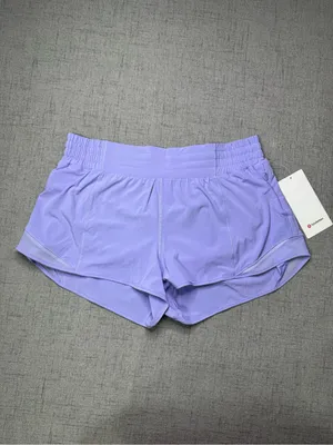 Lululemon Hottie Hot High Rise Athletic Shorts Lilac Smoke Size 12 NWT thumbnail 5