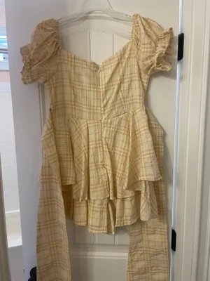 Short Yellow Dress Size M thumbnail 3