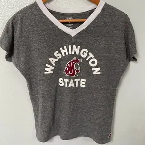 Washington State University League V-neck T-shirt. Size Small. thumbnail 1