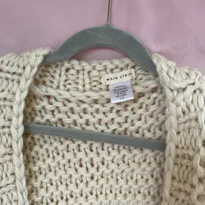 MOVING SALE!! Super chunky tan cable knit sweater thumbnail 3
