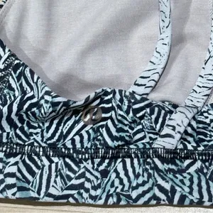 Lululemon x Janaina Milheiro Energy Sports Bra Women’s 4 thumbnail 3
