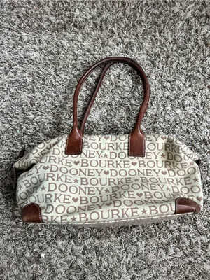Dooney & Bourke Tan Logo Canvas Vintage Shoulder Bag Heart Star Detail thumbnail 2